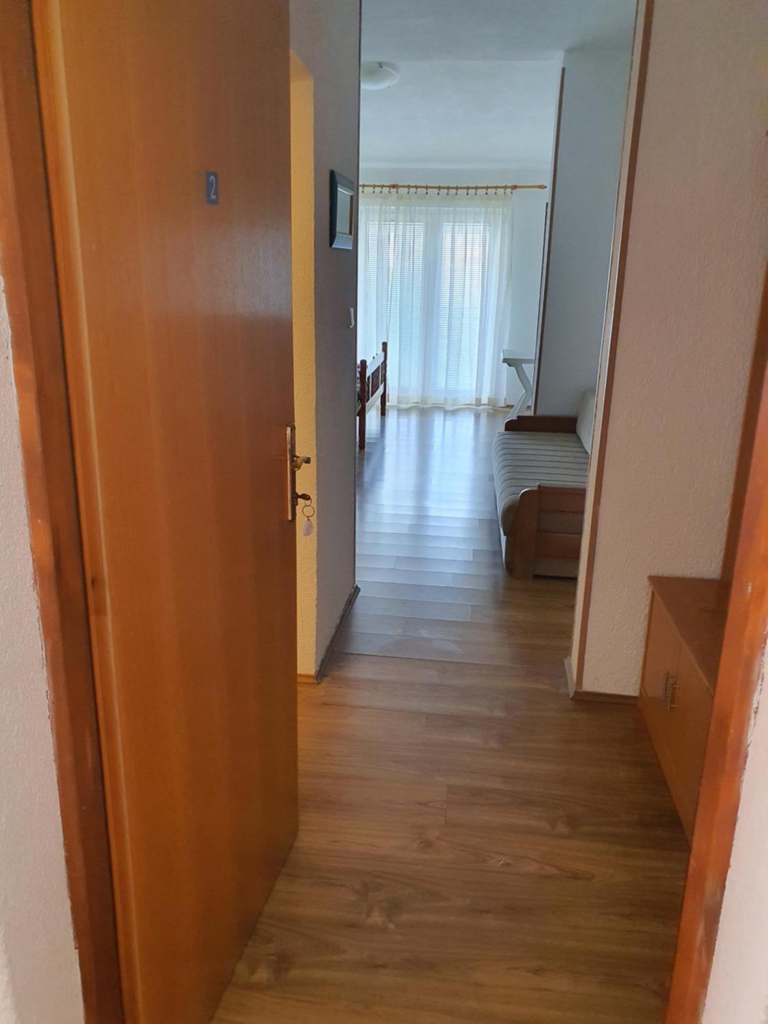 Apartments - Buffet 2B Sveti Juraj Bilik gambar